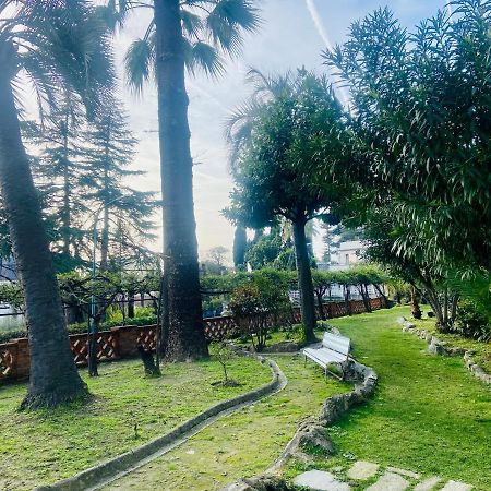 Appartamento Nel Parco 산레모 외부 사진